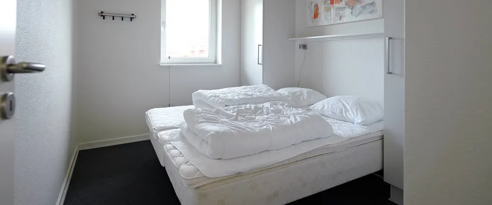 Rom 1 med dobbeltseng – mamma og pappa sitt rom